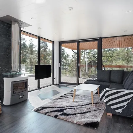 Seija's Modern Secluded With Jacuzzi & Sauna Villa Taivassalo