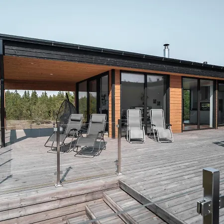 Vila Seija's Modern Secluded With Jacuzzi & Sauna Taivassalo